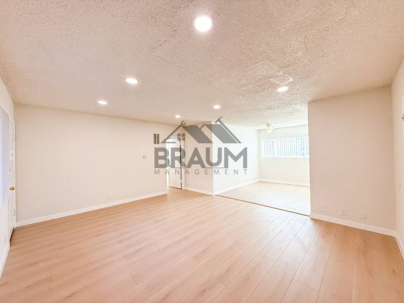 Apartment for rent at 13129 Oxnard St #4, Van Nuys, CA 91401