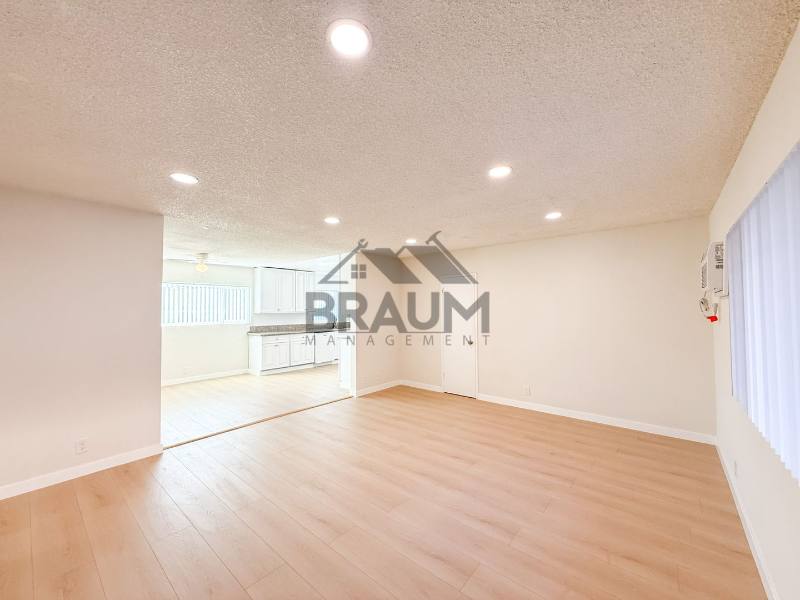 Apartment for rent at 13129 Oxnard St #4, Van Nuys, CA 91401