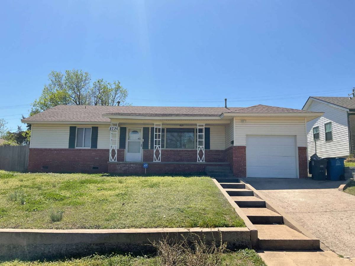 House for rent at 5736 E 29th St, Tulsa, OK 74114
