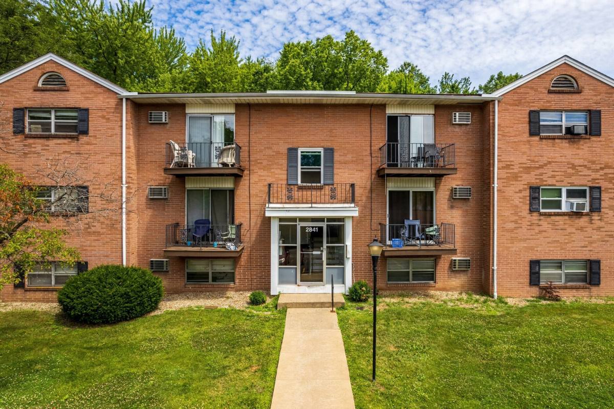 Apartment for rent at 2811 Parkman Rd #59, Warren, OH 44485