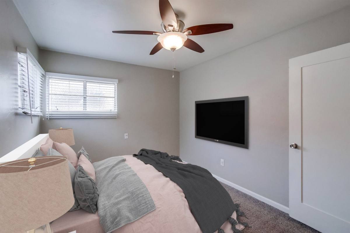 Apartment for rent at 4817-4831 Pine St, La Mesa, CA 91942