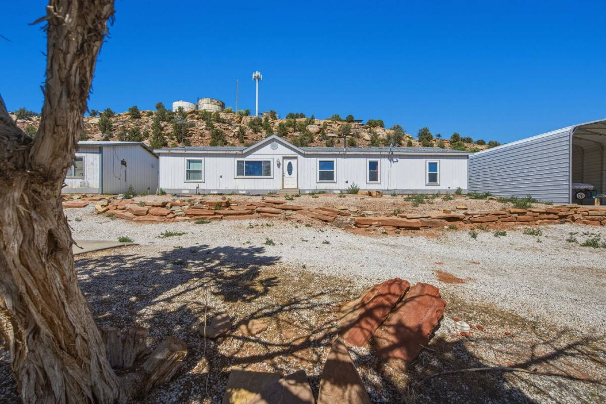 House for rent at 1958 Cartland Dr, Hurricane, UT 84737