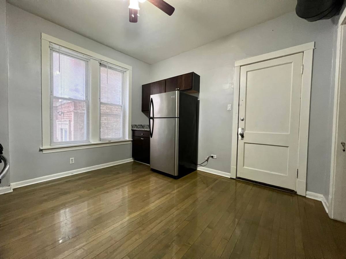 Apartment for rent at 2014-18 N Keystone, Chicago, IL 60639
