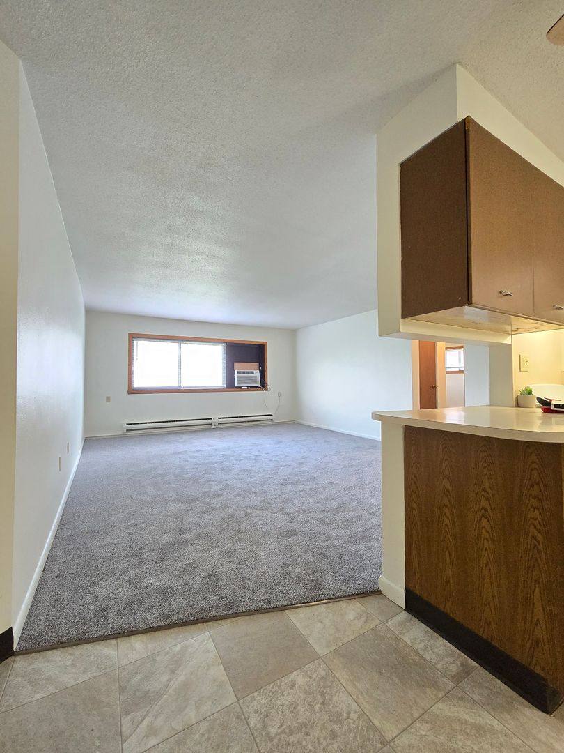 Apartment for rent at 502 13th St SE, Jamestown, ND 58401
