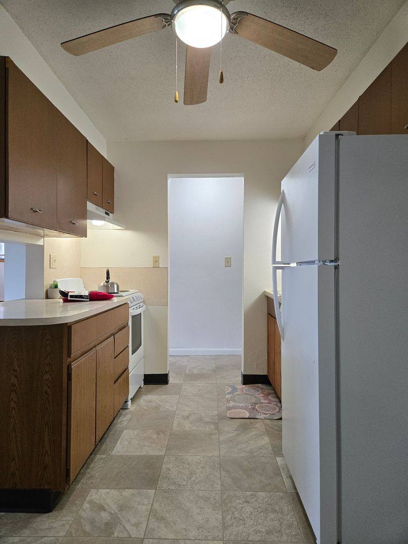 Apartment for rent at 502 13th St SE, Jamestown, ND 58401