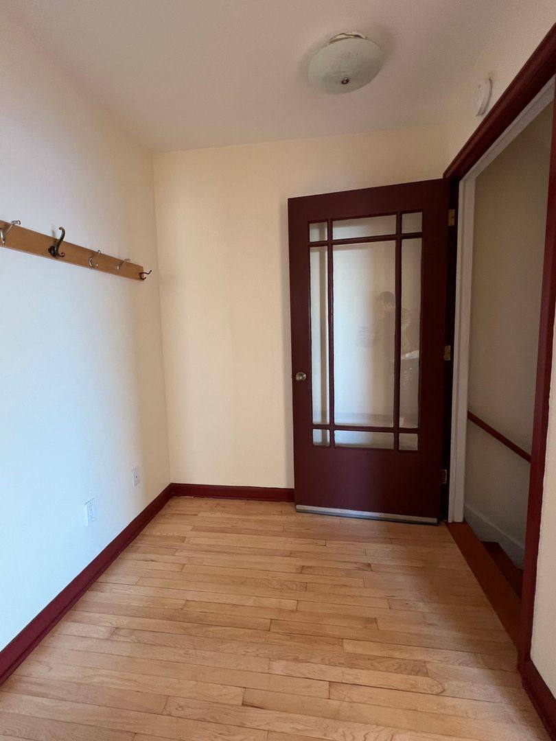 Apartment for rent at 403-405 1 2 W Granite, Butte, MT 59701