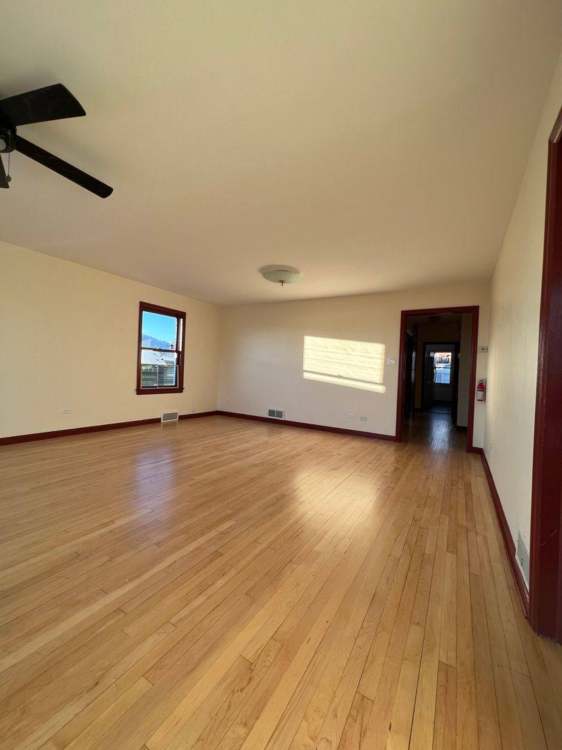 Apartment for rent at 403-405 1 2 W Granite, Butte, MT 59701