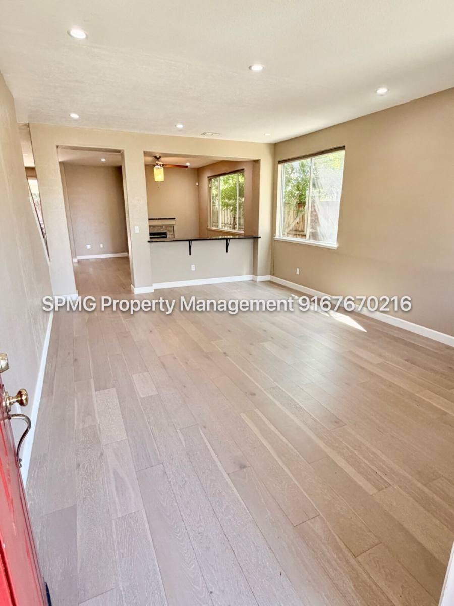 House for rent at 609 Granada Pass Dr, Roseville, CA 95678