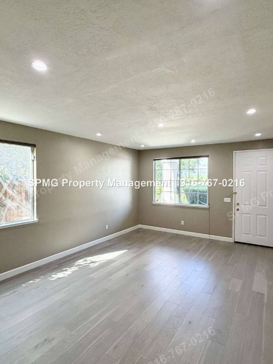 House for rent at 609 Granada Pass Dr, Roseville, CA 95678