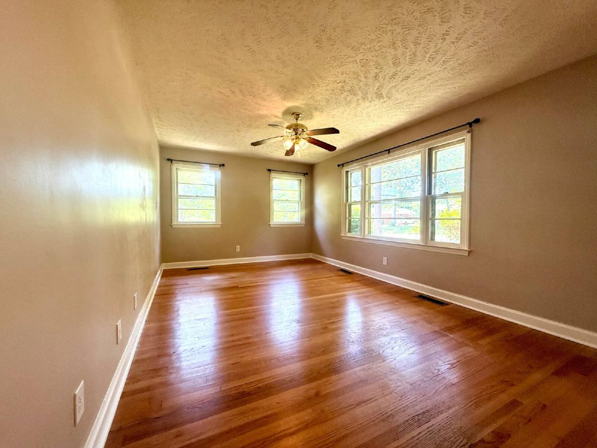 House for rent at 1914 Cherokee Dr, Fayetteville, NC 28303