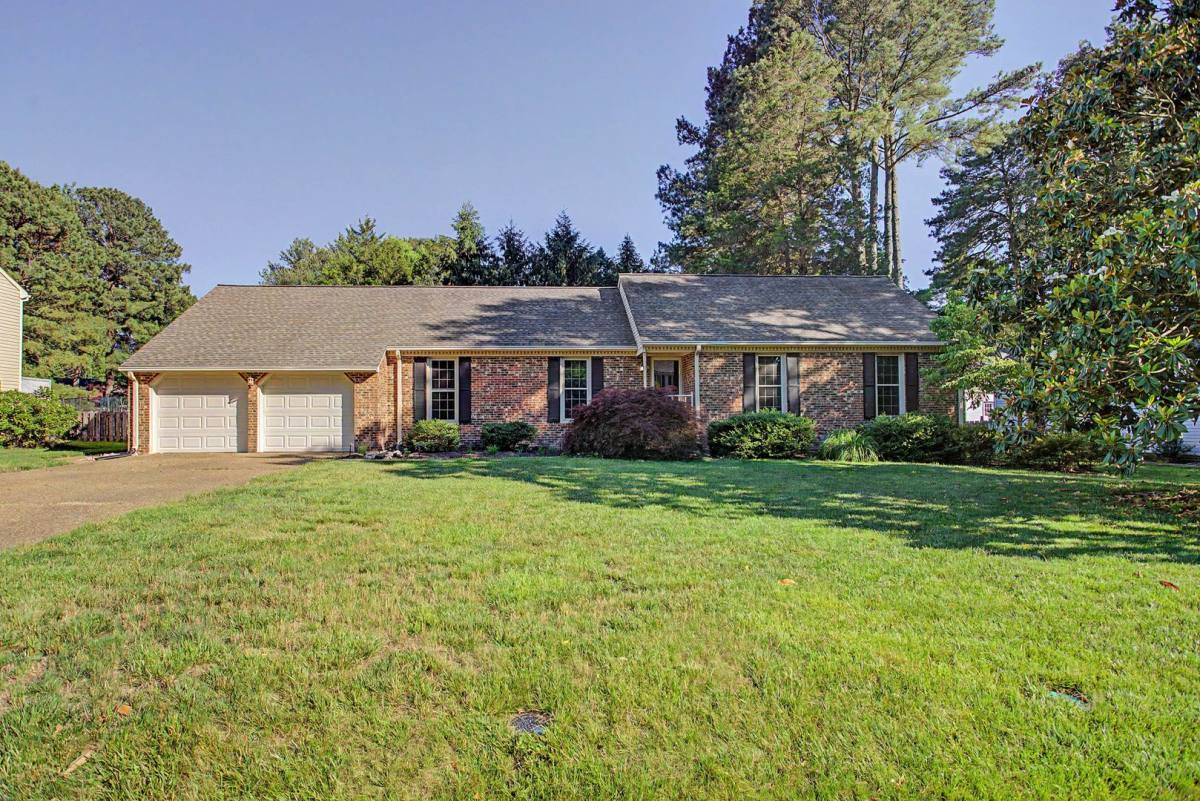 House for rent at 128 Stone Lake Court, Yorktown, VA 23693
