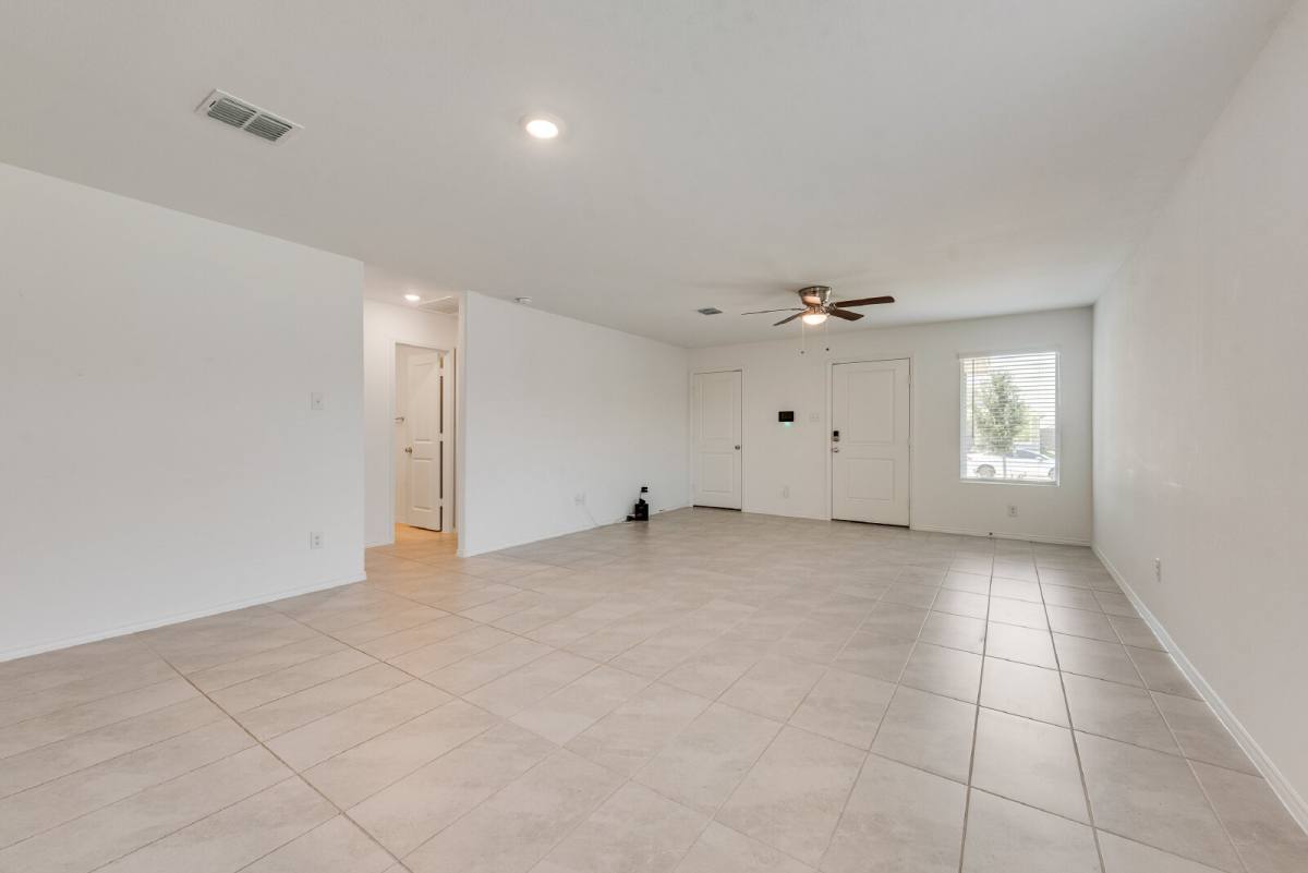 House for rent at 11846 Arkoma Dr, Justin, TX 76247