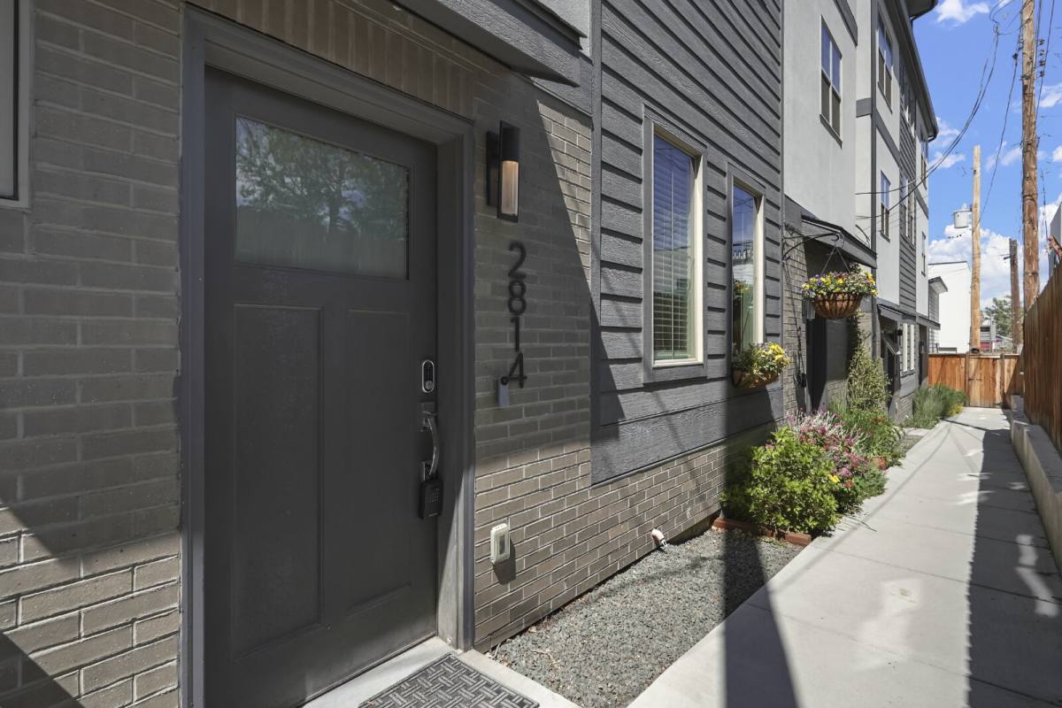 Townhouse for rent at 2814 Federal Blvd, Denver, CO 80211