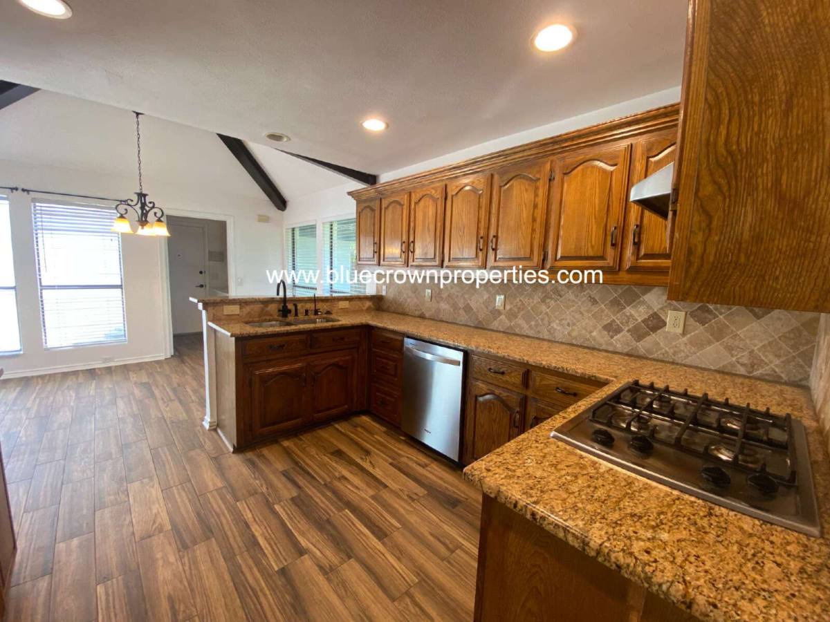 House for rent at 3736 Solarium Place, Plano, TX 75075