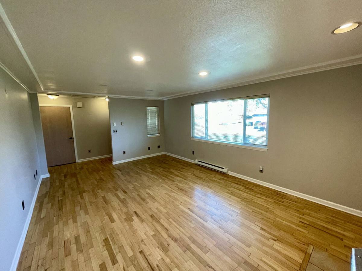 Townhouse for rent at 2920 Pearl St, Eugene, OR 97405
