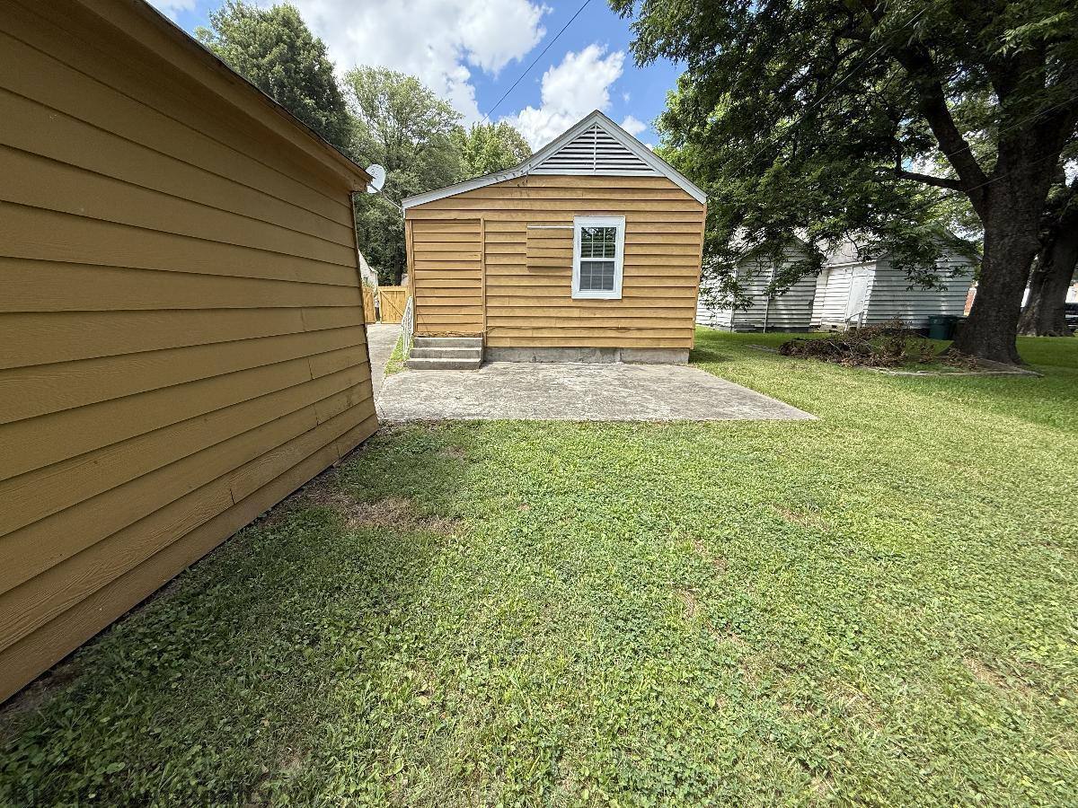 House for rent at 2677 Larose Ave, Memphis, TN 38114