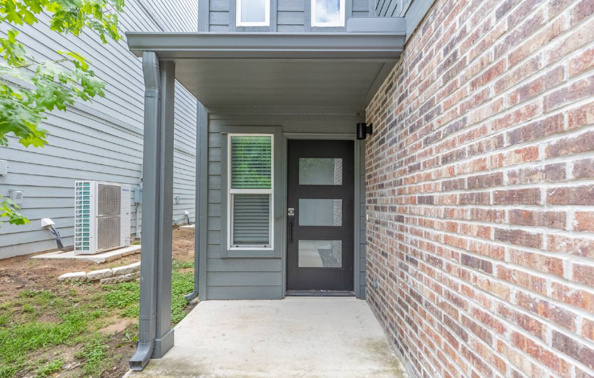 House for rent at 411 Ira Ave #2102, San Antonio, TX 78209