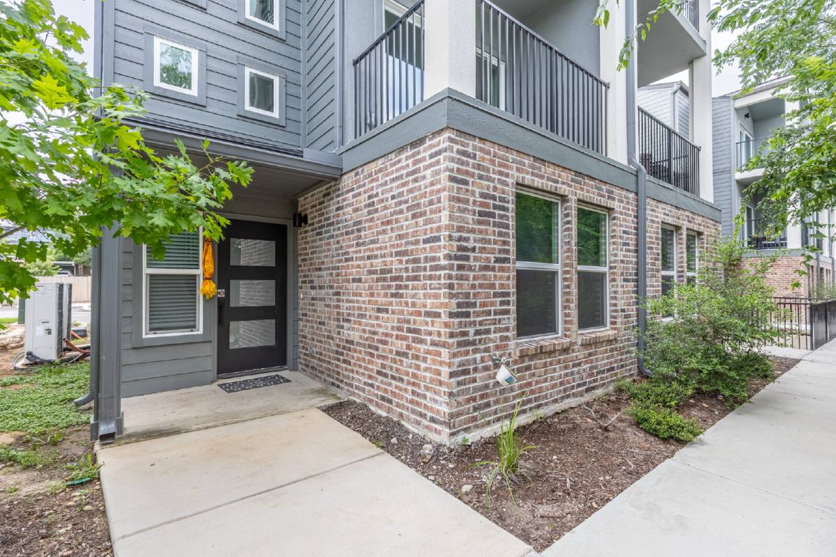 House for rent at 411 Ira Ave #2102, San Antonio, TX 78209