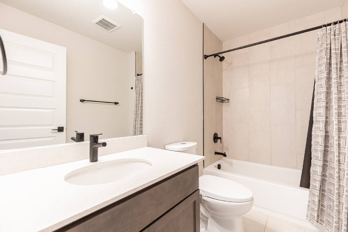 House for rent at 411 Ira Ave #2102, San Antonio, TX 78209