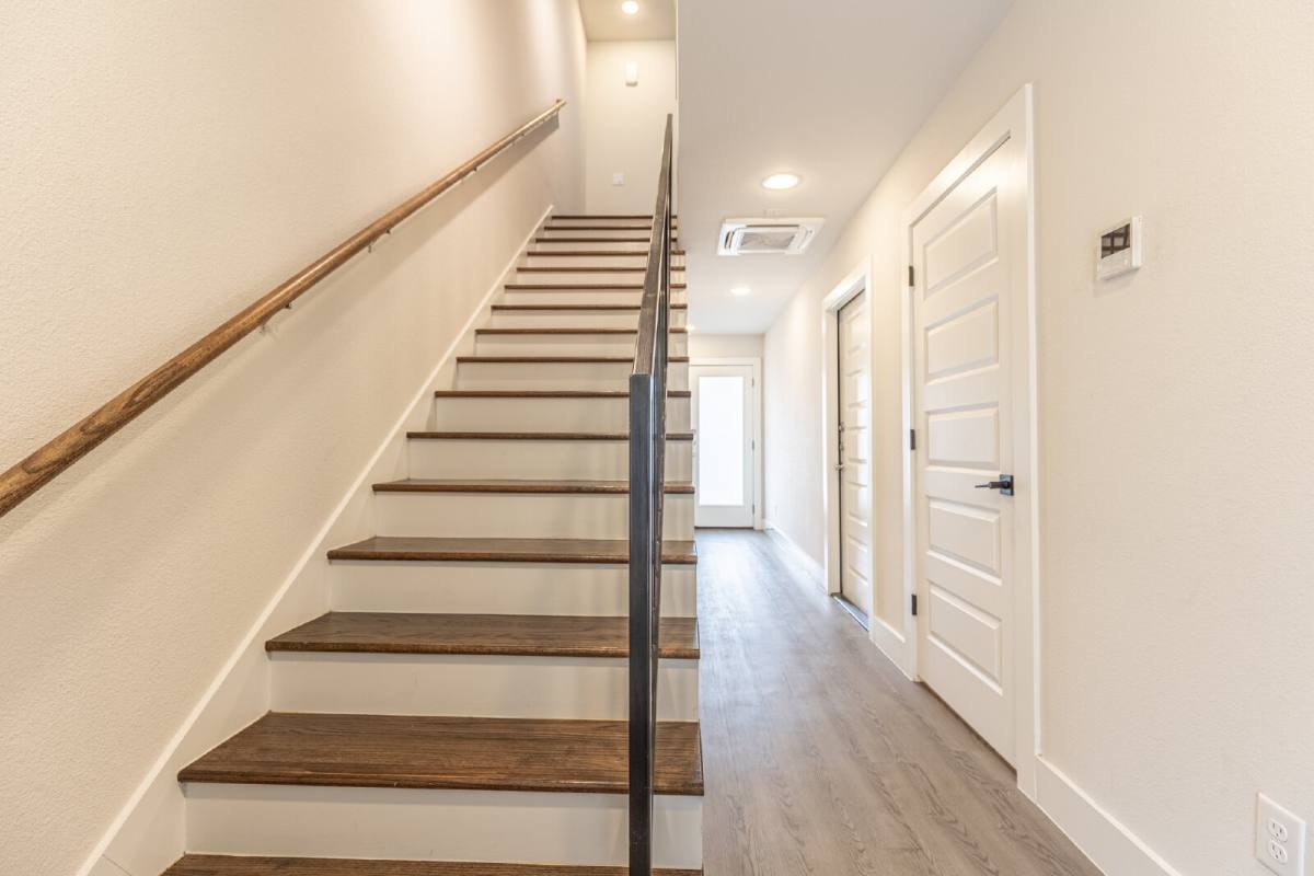House for rent at 411 Ira Ave #2102, San Antonio, TX 78209