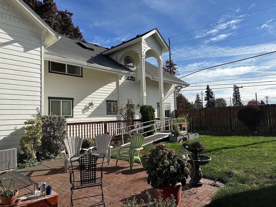 Apartment for rent at 3289 3rd St, Hubbard, OR 97032