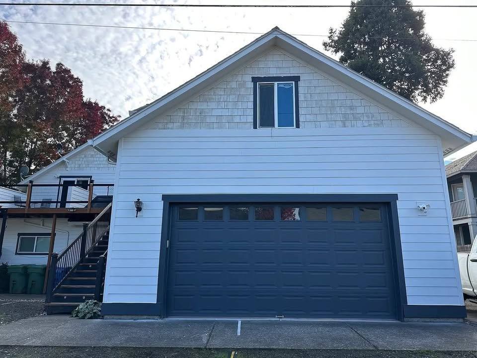 Apartment for rent at 3289 3rd St, Hubbard, OR 97032