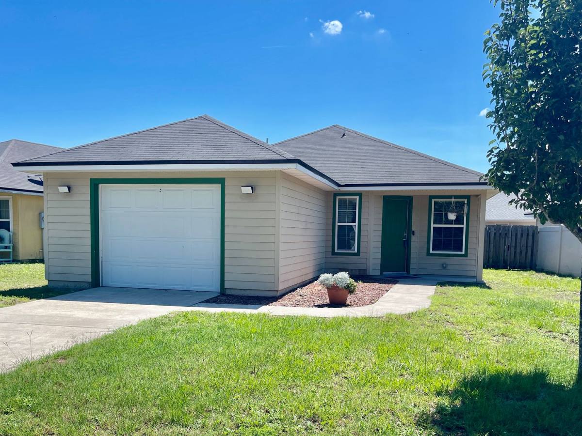 House for rent at 96521 Starfish Dr, Yulee, FL 32097