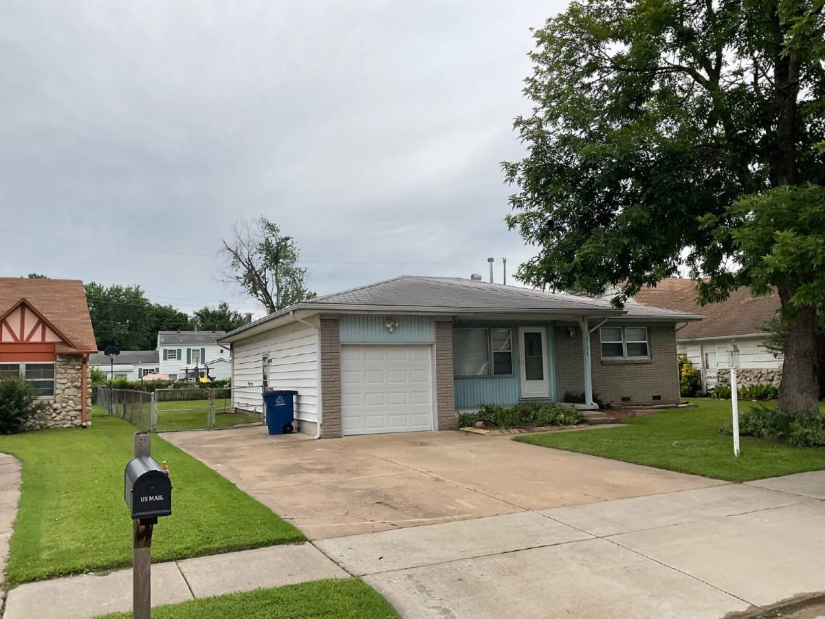 House for rent at 10121 E 22nd St, Tulsa, OK 74129
