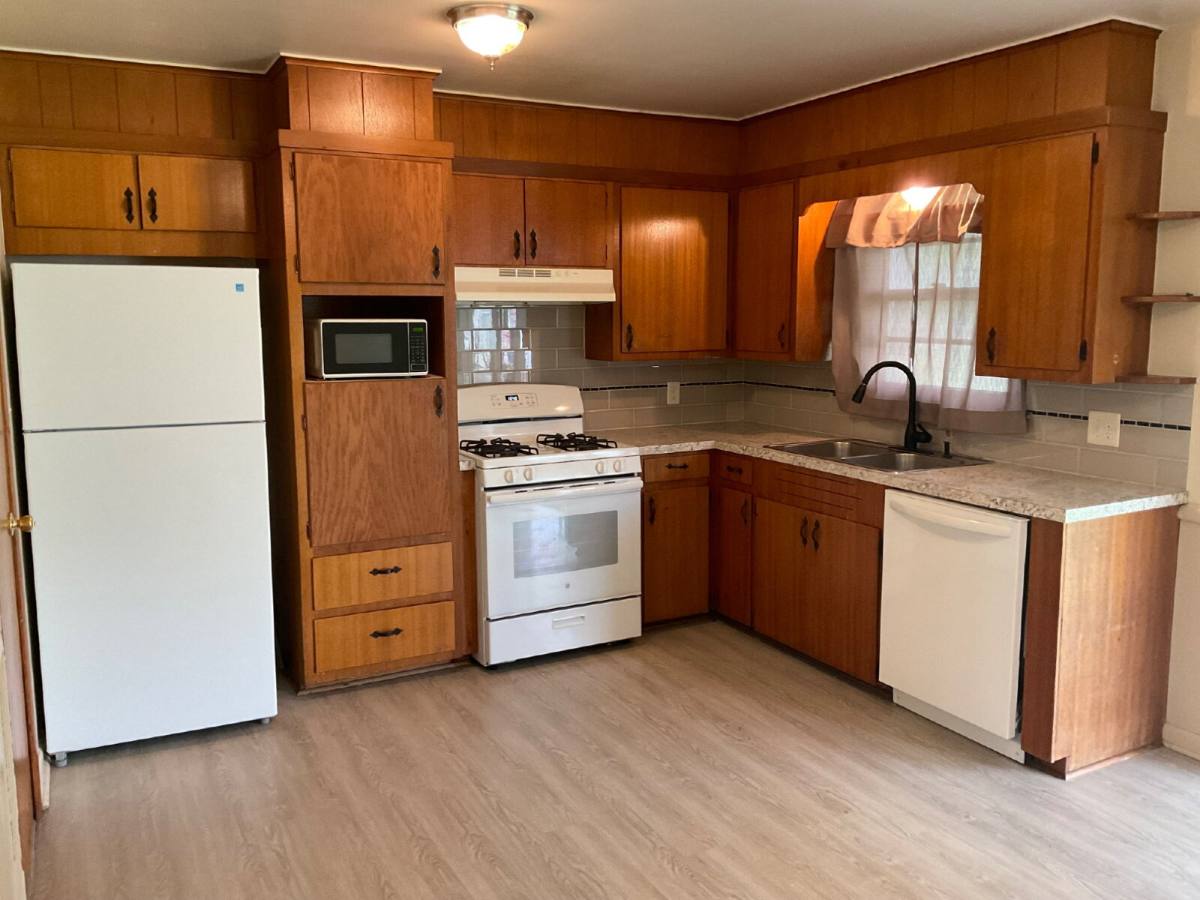House for rent at 10121 E 22nd St, Tulsa, OK 74129