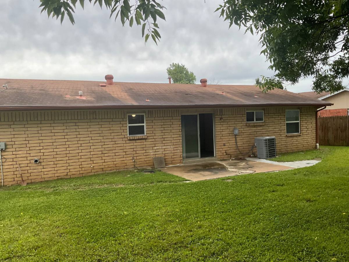 House for rent at 318 S 161st E Place, Tulsa, OK 74108