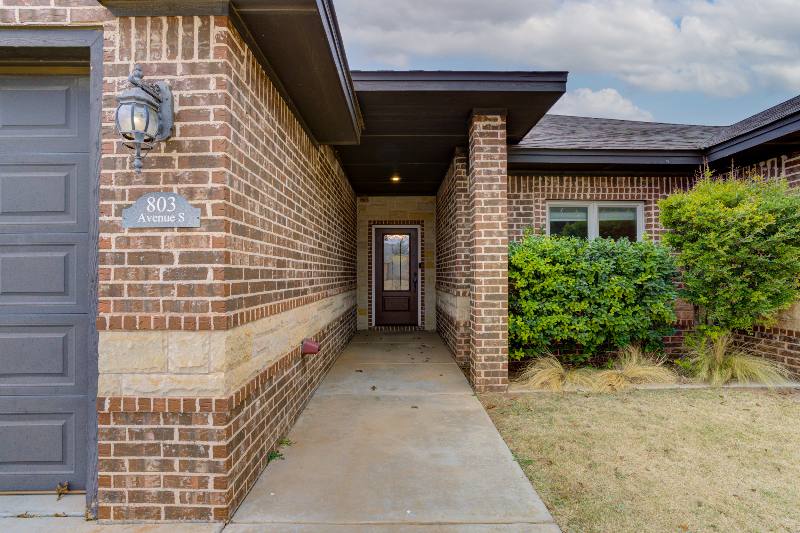House for rent at 803 Ave S, Shallowater, TX 79363