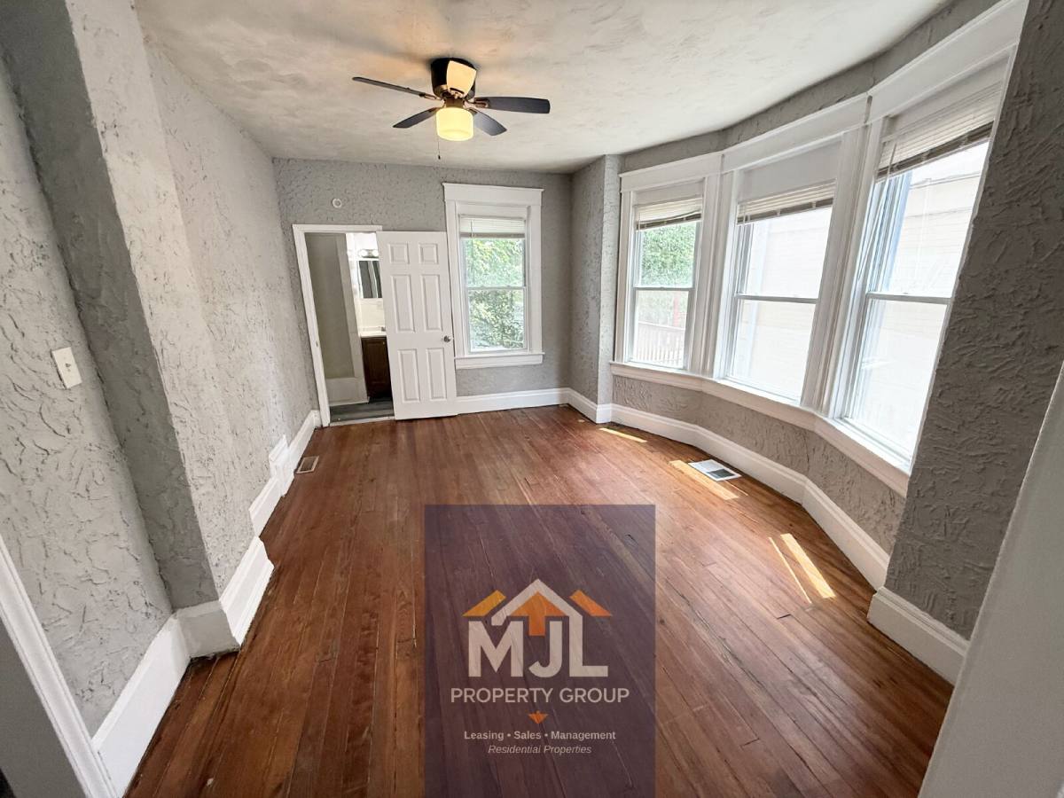 House for rent at 503 Monroe Ave, Kansas City, MO 64124