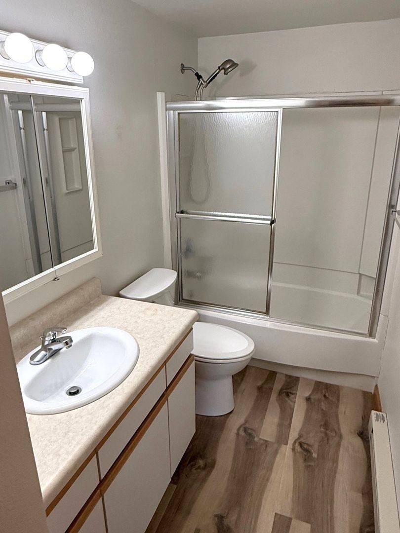 Apartment for rent at 1275 S Cherry, Casper, WY 82604