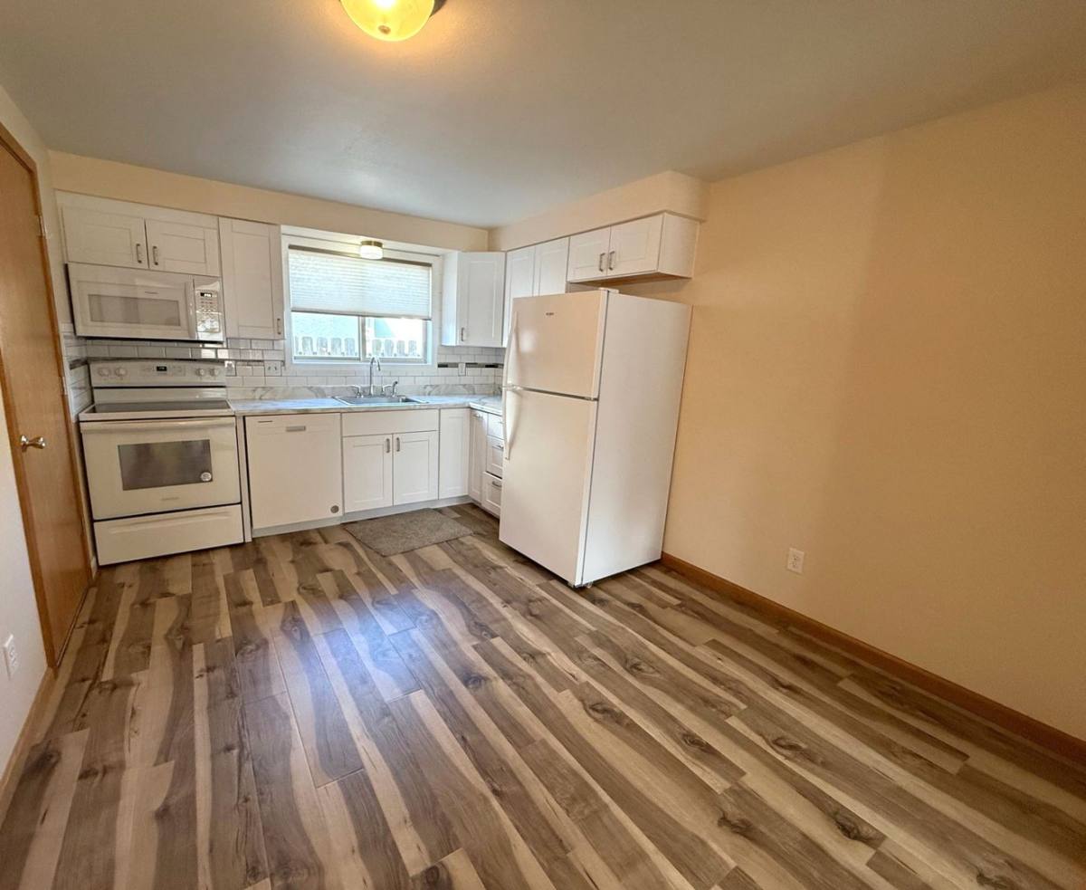 Apartment for rent at 1275 S Cherry, Casper, WY 82604