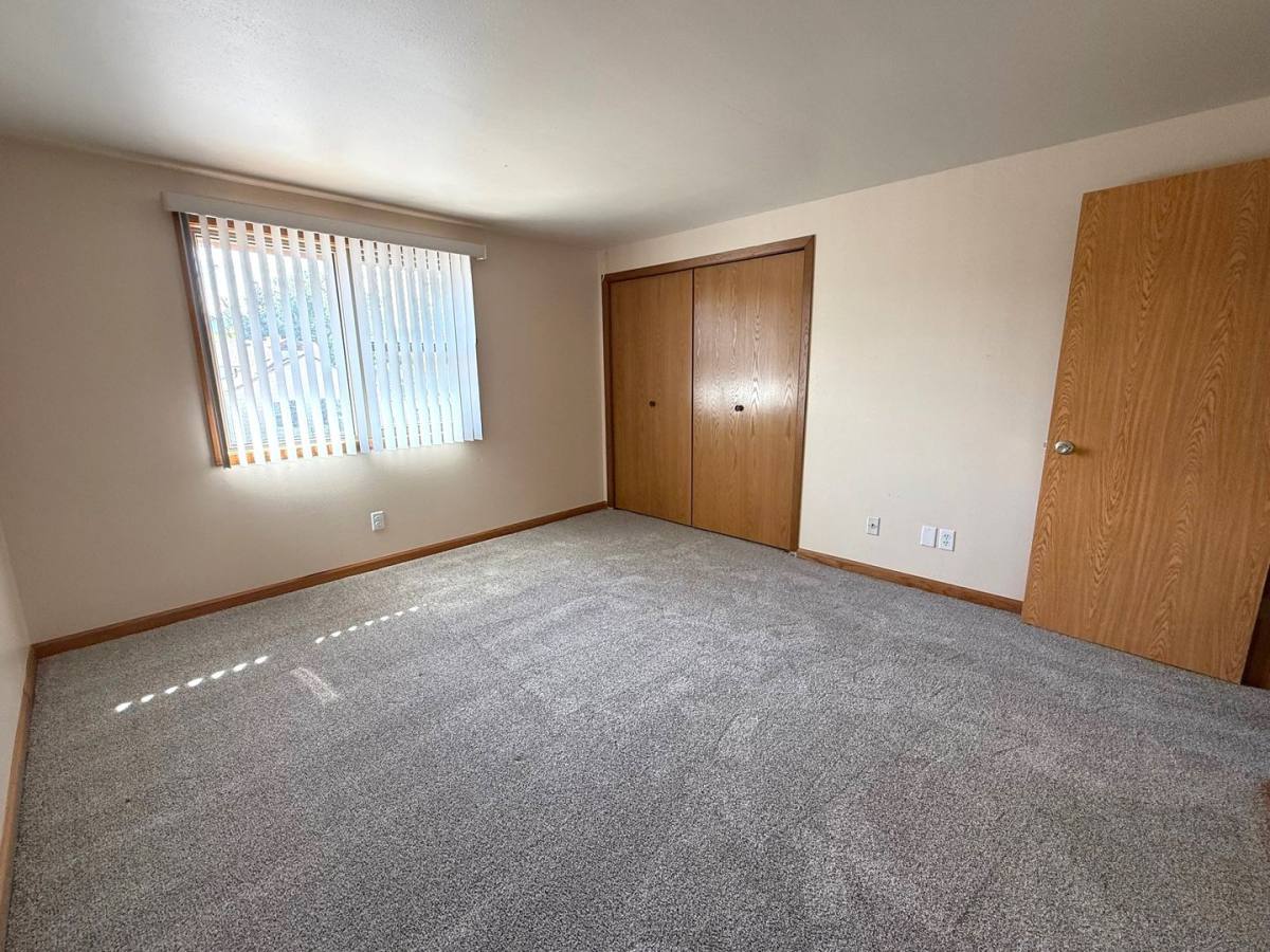Apartment for rent at 1275 S Cherry, Casper, WY 82604