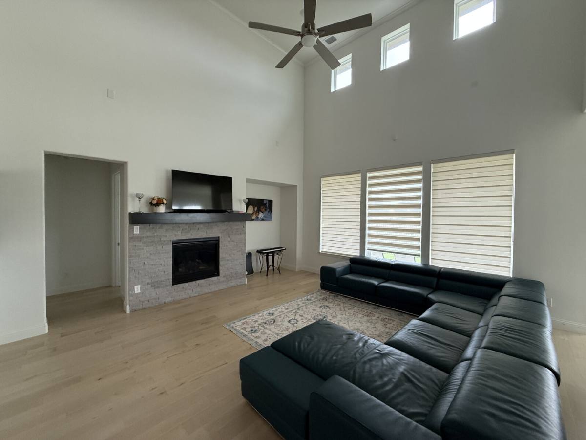 House for rent at 1927 Pebble Lane, Rockwall, TX 75087