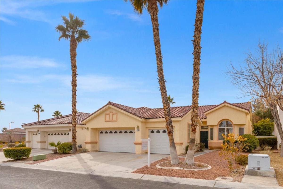 House for rent at 9705 Park Brook Ave, Las Vegas, NV 89134