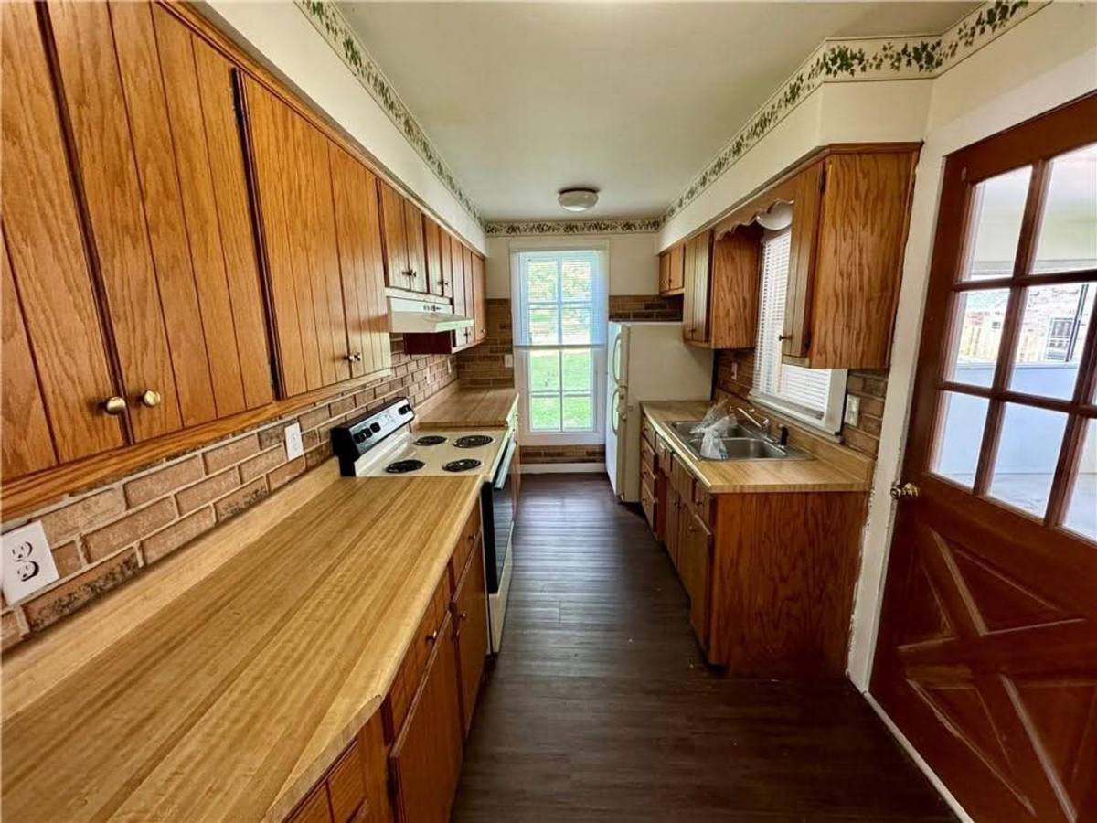 House for rent at 309 Broad St, Warrensburg, MO 64093