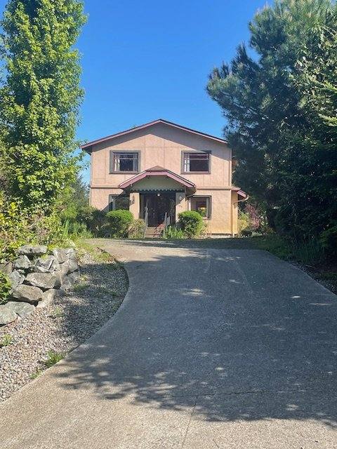 House for rent at 105 125th St E, Tacoma, WA 98444
