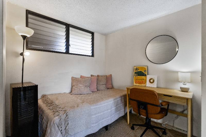 Apartment for rent at 909 Coolidge St #301, Honolulu, HI 96826