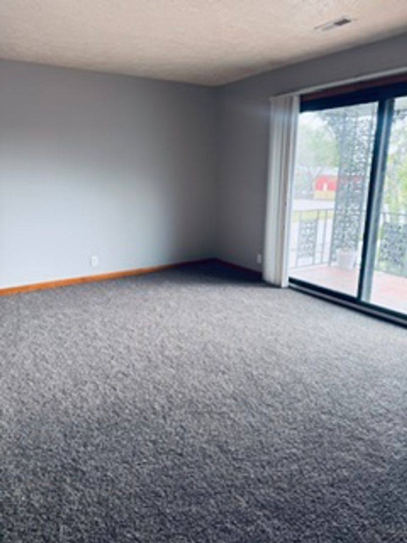 Apartment for rent at 4315 Charles St, Omaha, NE 68131