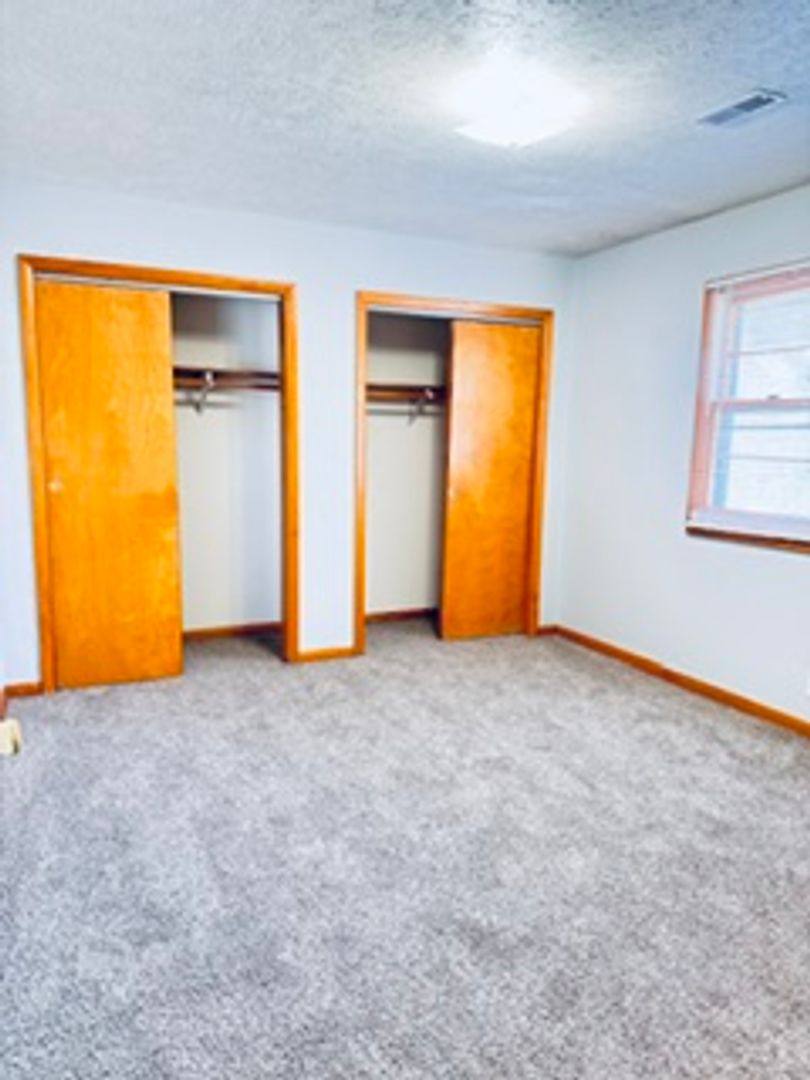 Apartment for rent at 4315 Charles St, Omaha, NE 68131