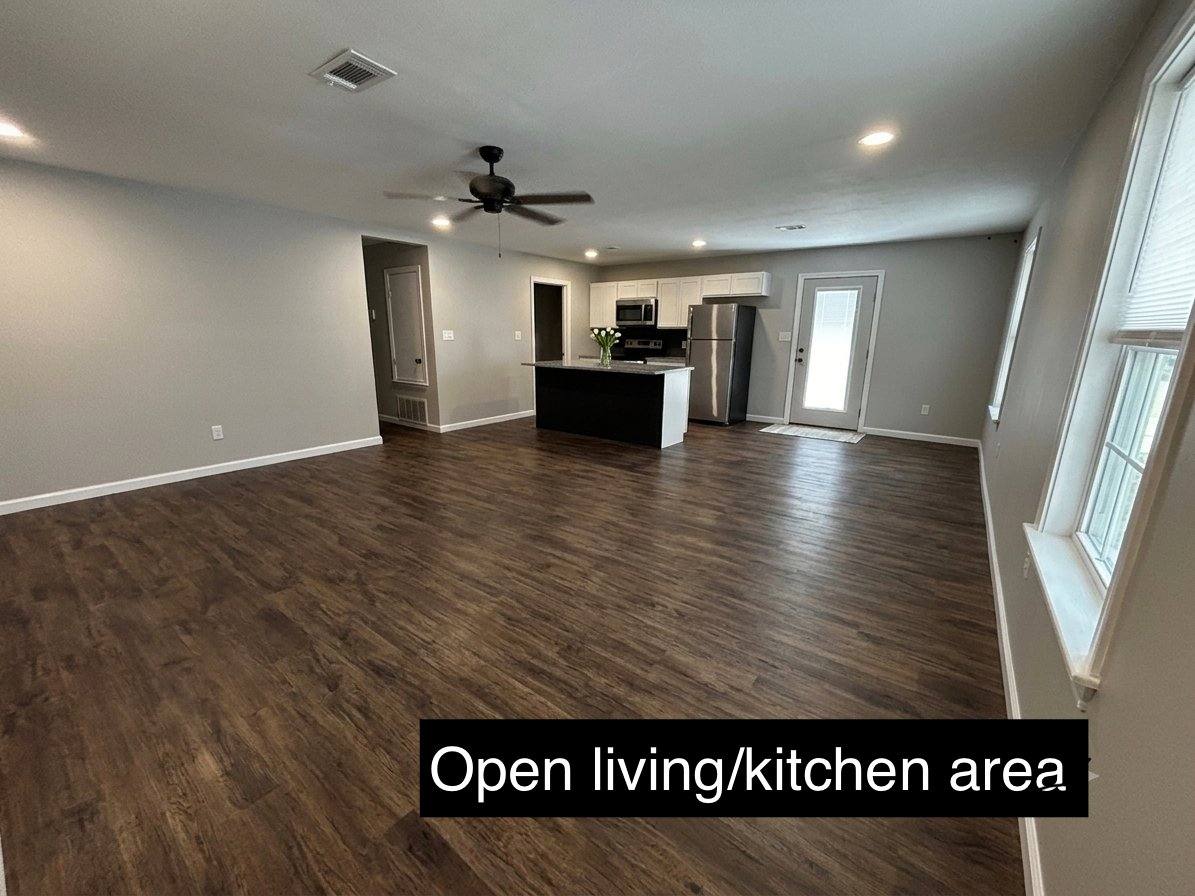House for rent at 2423 S Chatfield, Bauxite, AR 72011