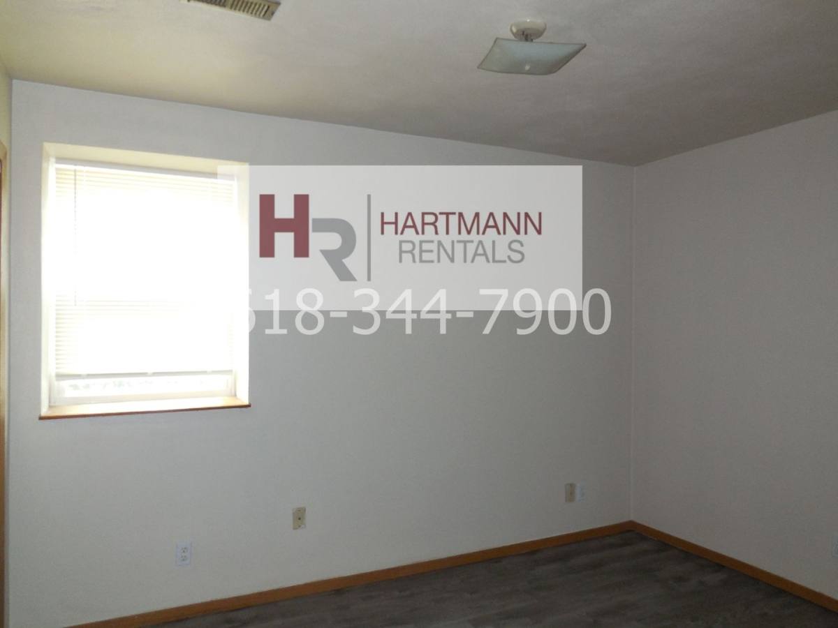 Apartment for rent at 626 Greenwood, Collinsville, IL 62234