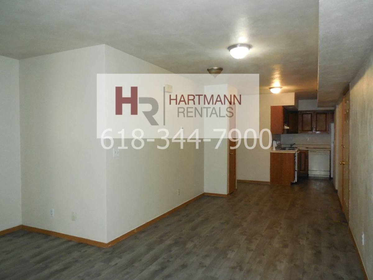 Apartment for rent at 626 Greenwood, Collinsville, IL 62234