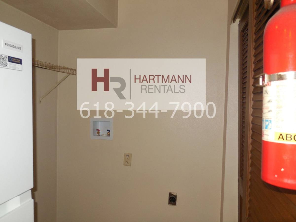 Apartment for rent at 626 Greenwood, Collinsville, IL 62234