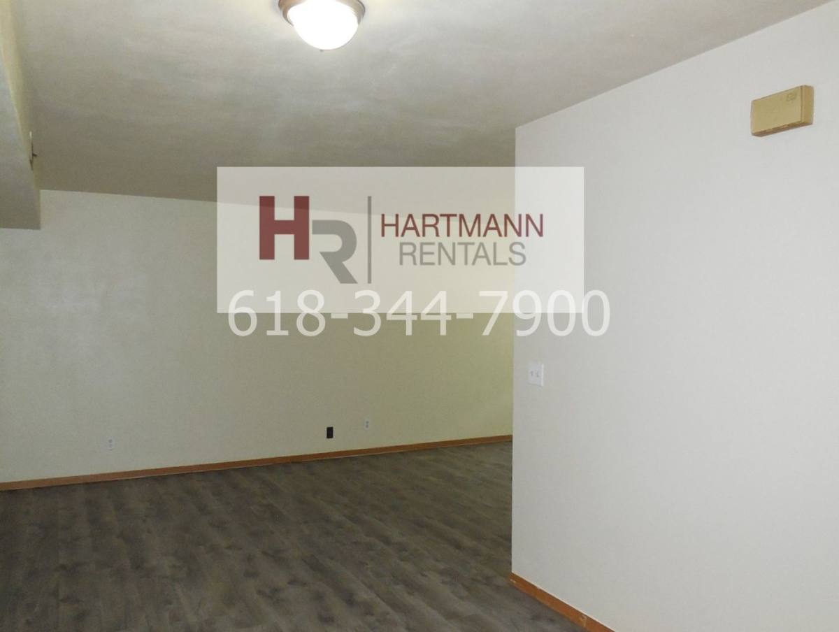 Apartment for rent at 626 Greenwood, Collinsville, IL 62234