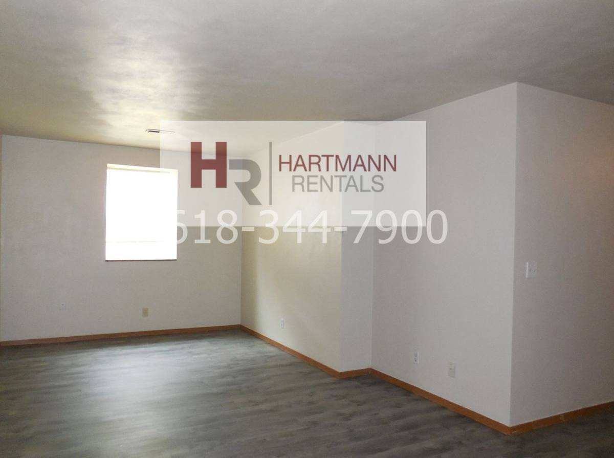 Apartment for rent at 626 Greenwood, Collinsville, IL 62234