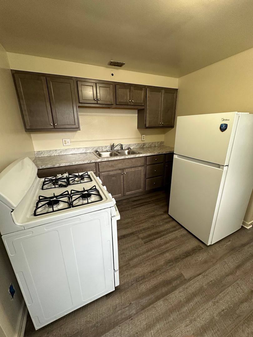 Apartment for rent at 330 N 48th St, Harrisburg, PA 17111