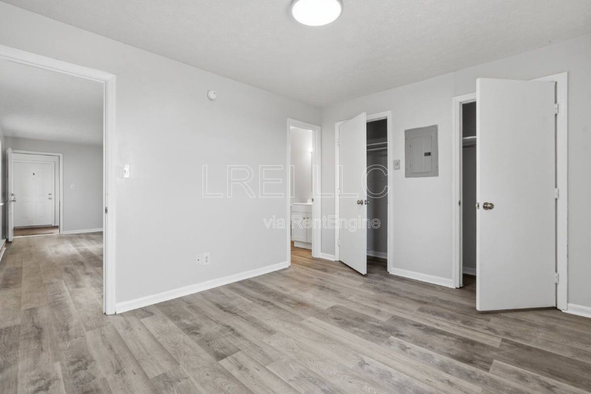 Apartment for rent at 176 Thistlewood Ave, Frankfort, KY 40601